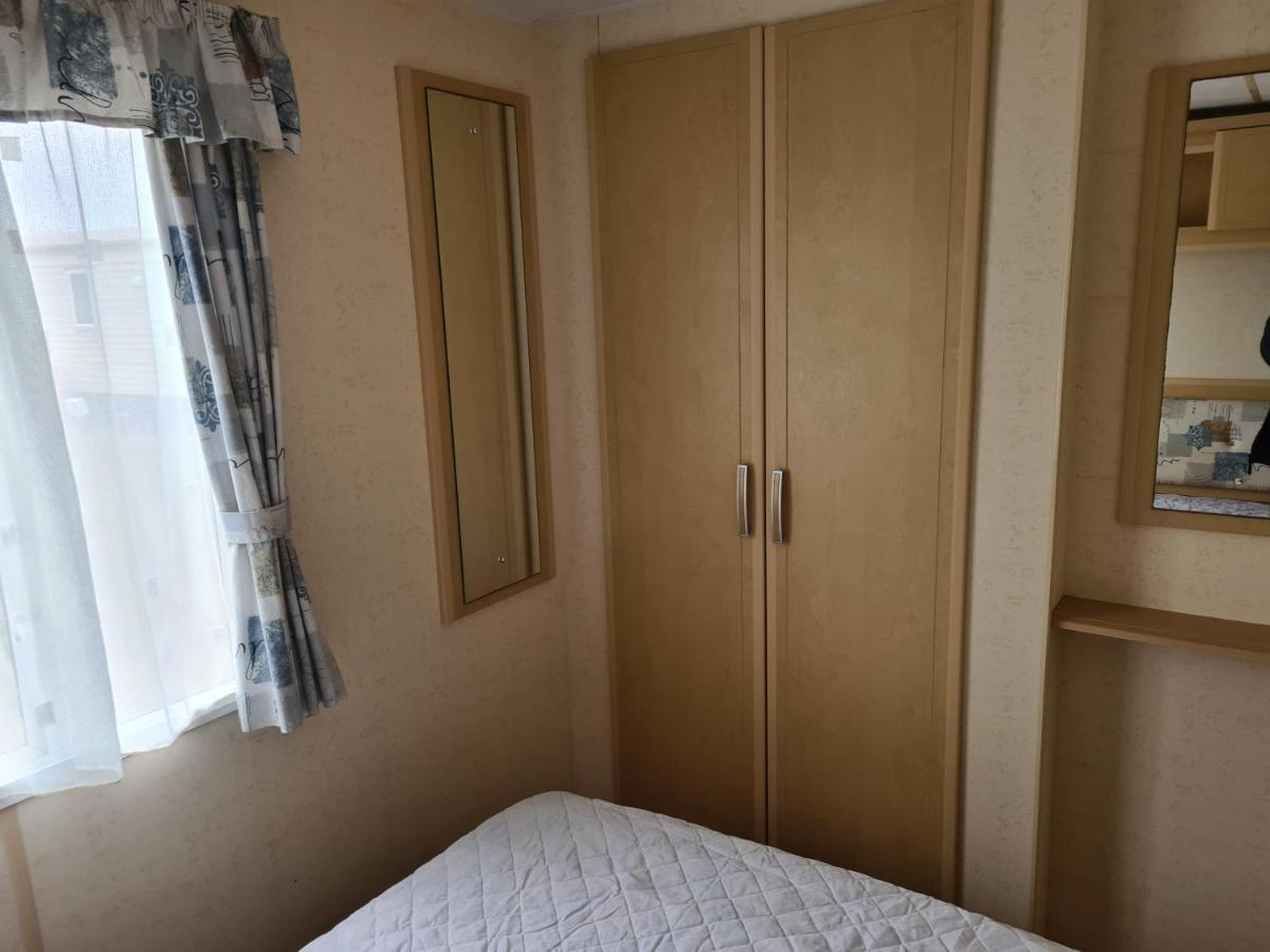 Апартаменты 6 Berth Promenade Инголдмелс Экстерьер фото