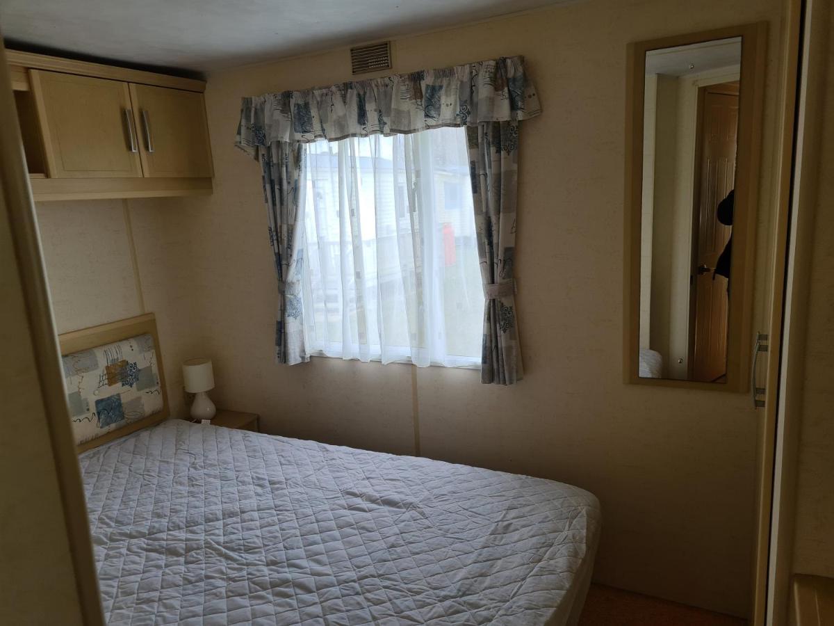 Апартаменты 6 Berth Promenade Инголдмелс Экстерьер фото