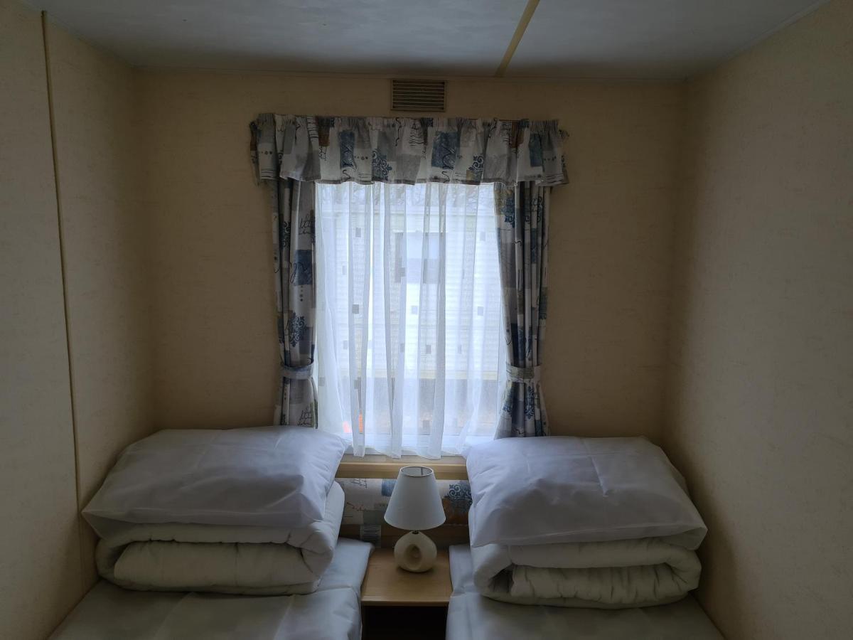 Апартаменты 6 Berth Promenade Инголдмелс Экстерьер фото