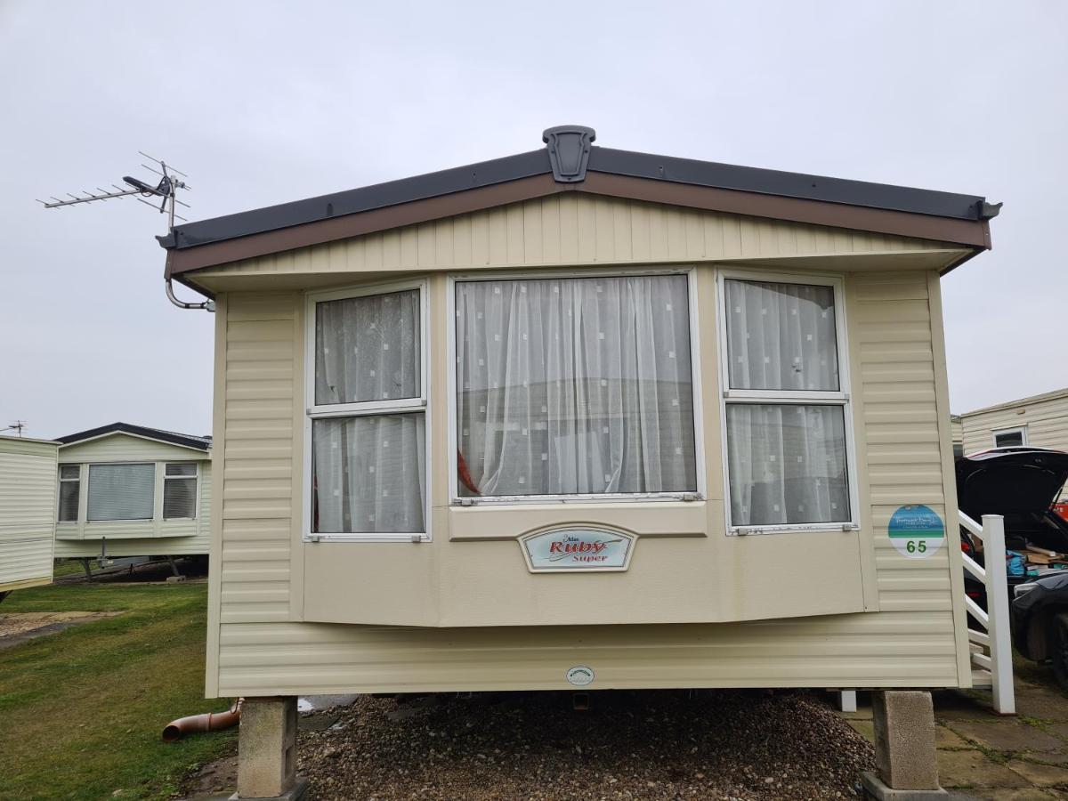 Апартаменты 6 Berth Promenade Инголдмелс Экстерьер фото